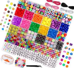 Bekijk leuke cadeautip : BOTC knutselspelgoed voor maken van armbandjes